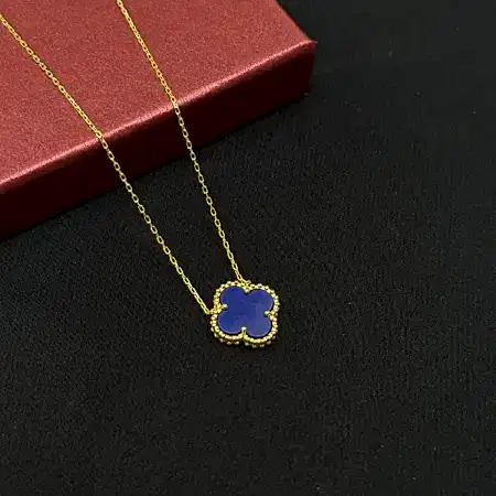 Mavi Taşlı Yonca Kolye