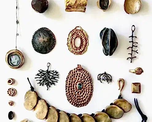 Takıların tarihçesi, antik çağdan günümüze takı modelleri ve moda evrimi