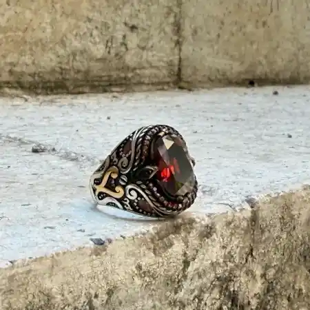 Koyu kırmızı lal doğal taşlı 925 ayar el yapımı gümüş erkek yüzük modeli