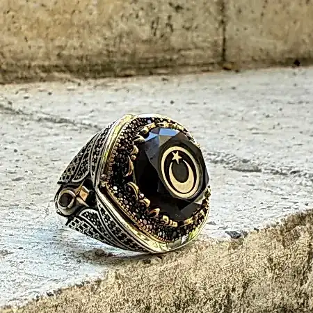 Ayyıldız desenli siyah zirkon taşlı 925 ayar el yapımı erkek gümüş yüzük modeli