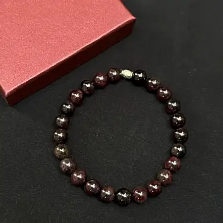 Doğal Lal Taşlı Bileklik - El Yapımı ve 925 Ayar Gümüş Detaylı Model